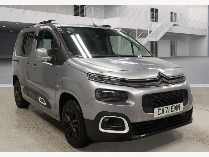 Citroen BERLINGO 1.5 BlueHDi Flair M MPV Euro 6 (s/s) 5dr Citroen BERLINGO 1.5 BlueHDi Flair M MPV Euro 6 (s/s) 5dr