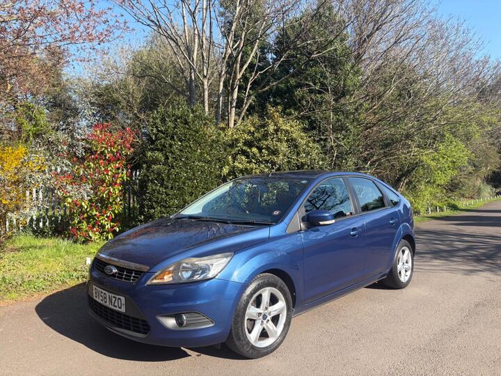 Ford Focus 1.6 Zetec 5dr