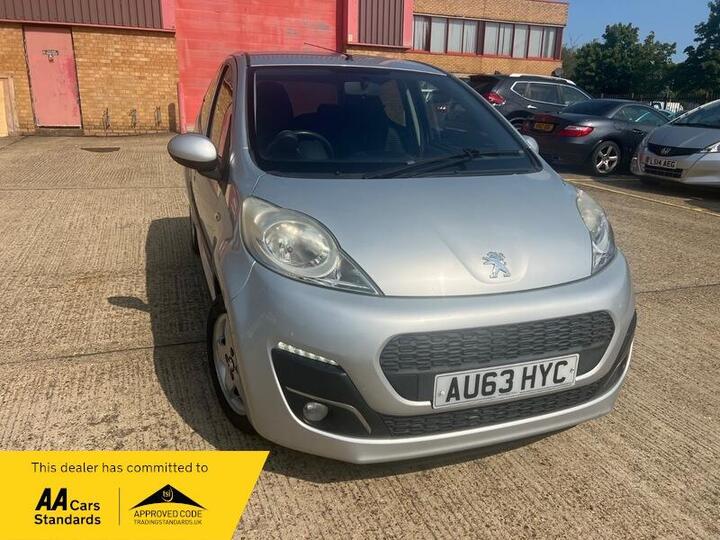 Peugeot 107 1.0 12V Allure Euro 5 5dr