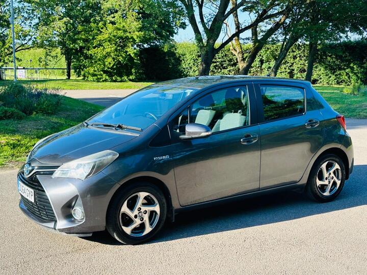 Toyota Yaris 1.5 VVT-h Icon E-CVT Euro 6 5dr