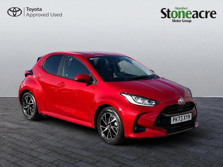Toyota Yaris 1.5 VVT-h Design E-CVT Euro 6 (s/s) 5dr