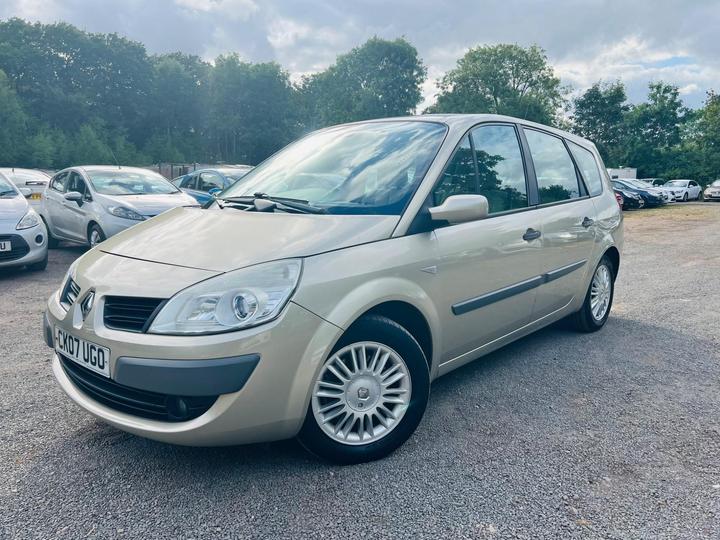 Renault Grand Scenic 1.6 VVT Privilege 5dr