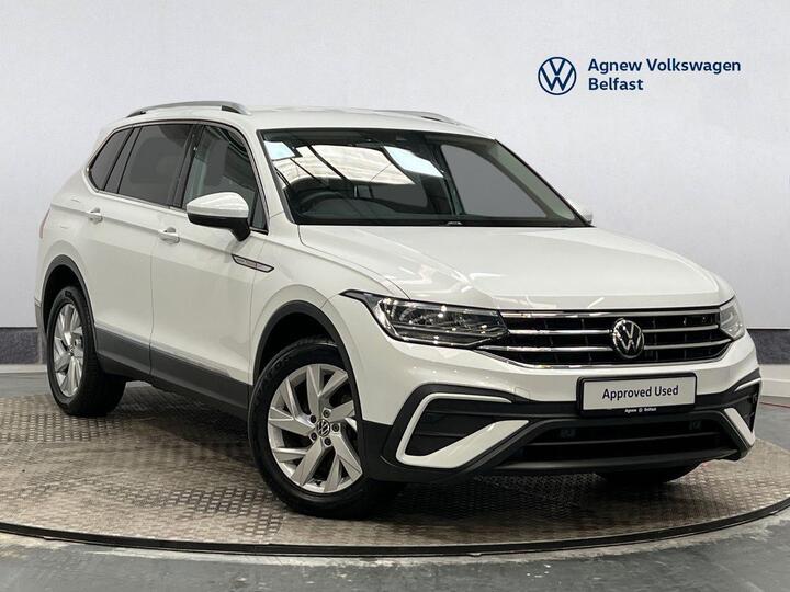 Volkswagen Tiguan Allspace 1.5 TSI Life Euro 6 (s/s) 5dr Volkswagen Tiguan Allspace 1.5 TSI Life Euro 6 (s/s) 5dr