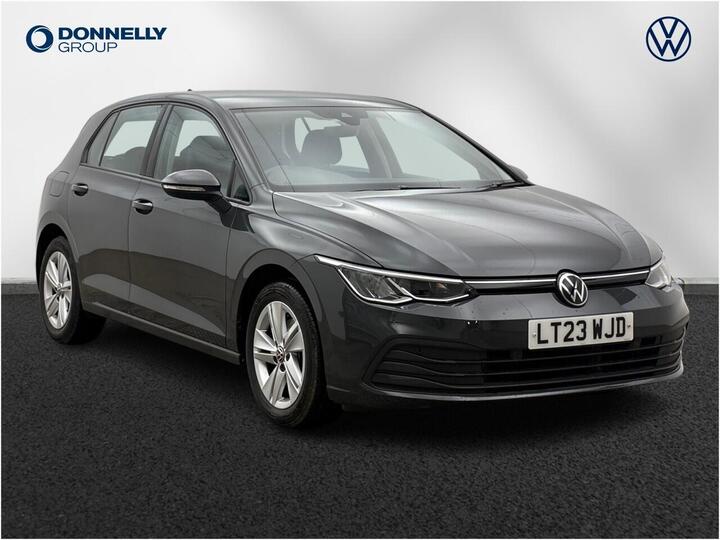 Volkswagen Golf 1.5 ETSI MHEV Life DSG Euro 6 (s/s) 5dr