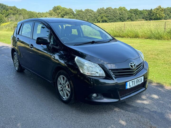 Toyota Verso 1.8 V-Matic TR Multidrive S Euro 5 5dr
