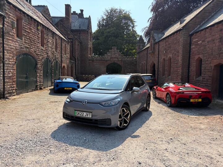 Volkswagen ID.3 Pro 58kWh Life Auto 5dr
