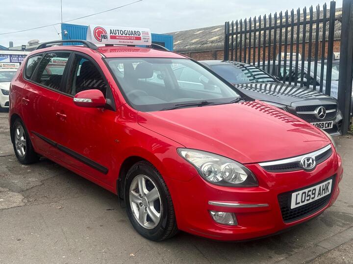 Hyundai I30 1.6 CRDi Comfort Euro 4 5dr Hyundai I30 1.6 CRDi Comfort Euro 4 5dr