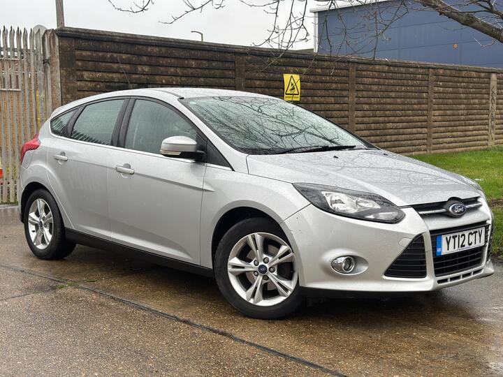 Ford Focus 1.6 Zetec Euro 5 5dr