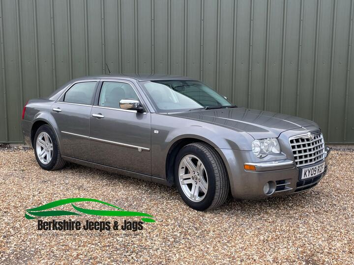 Chrysler 300C 3.5 LUX 4dr Chrysler 300C 3.5 LUX 4dr