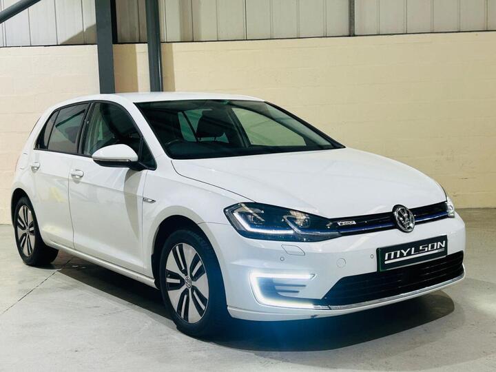 Volkswagen E-GOLF 35.8kWh E-Golf Auto 5dr