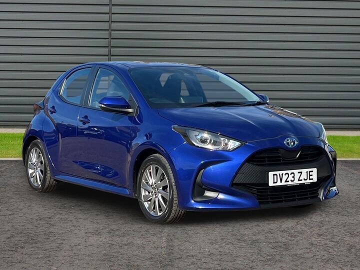 Toyota Yaris 1.5 VVT-h Icon E-CVT Euro 6 (s/s) 5dr