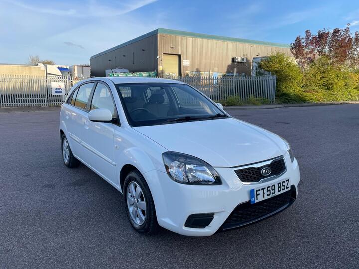 Kia Rio 1.4 Strike 5dr