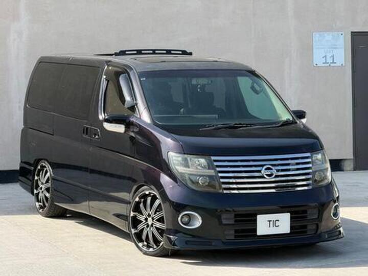 Nissan ELGRAND 3.5 350 HIGHWAY STAR|G30 FLIP PAINT| PETROL AUTOMATIC 8 SEATER FRESH IMPORT|GRADE3.5|LOW MILE
