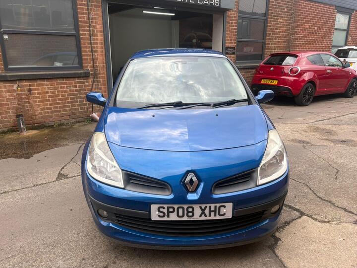 Renault Clio 1.2 TCe 16v Dynamique 5dr