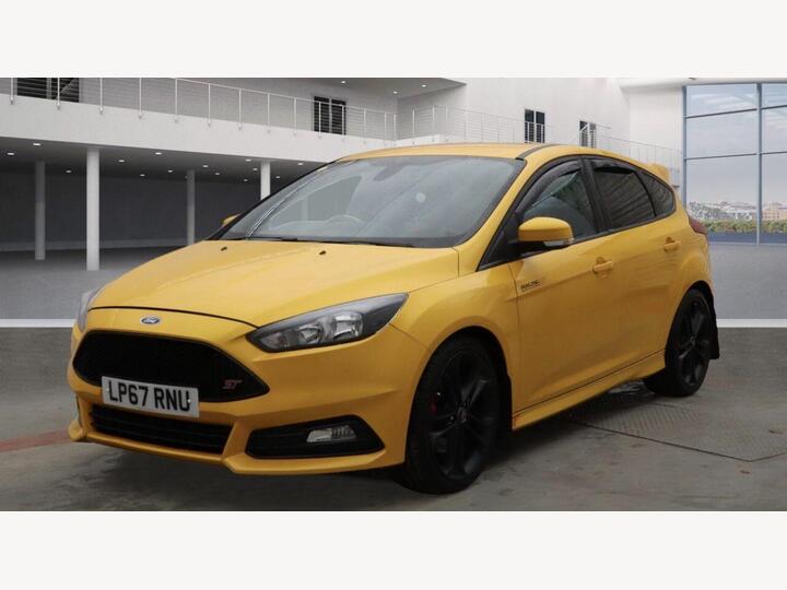 Ford FOCUS 2.0T EcoBoost ST-2 Euro 6 (s/s) 5dr