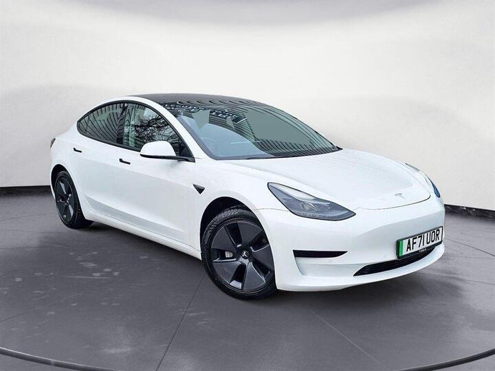 Tesla Model 3 Standard Range Plus Auto RWD 4dr