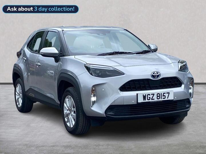 Toyota YARIS CROSS 1.5 VVT-h Icon E-CVT Euro 6 (s/s) 5dr Toyota YARIS CROSS 1.5 VVT-h Icon E-CVT Euro 6 (s/s) 5dr