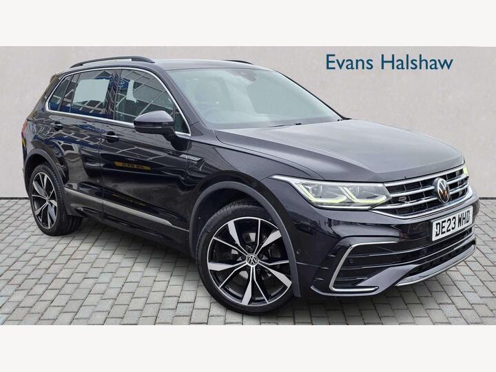 Volkswagen TIGUAN ESTATE 1.5 TSI R-Line DSG Euro 6 (s/s) 5dr Volkswagen TIGUAN ESTATE 1.5 TSI R-Line DSG Euro 6 (s/s) 5dr