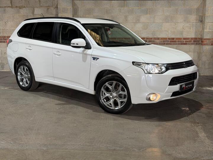 Mitsubishi Outlander 2.0h 12kWh GX3h CVT 4WD Euro 5 (s/s) 5dr