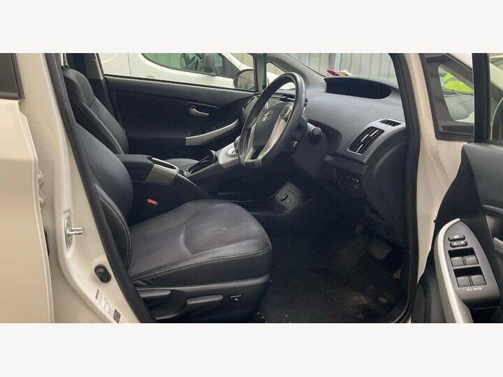 Toyota Prius 1.8 VVT-h T Spirit CVT Euro 5 (s/s) 5dr