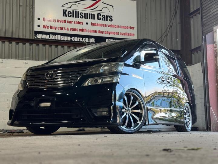Toyota Vellfire 2.4 Automatic Premium II Twin Sunroof Toyota Vellfire 2.4 Automatic Premium II Twin Sunroof