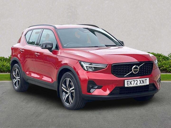 Volvo XC40 2.0 B4 MHEV Plus DCT Auto AWD Euro 6 (s/s) 5dr