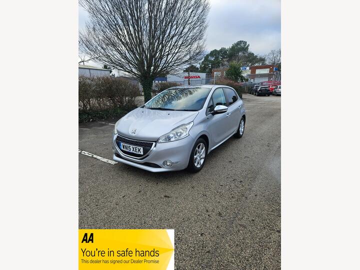 Peugeot 208 1.2 VTi PureTech Style Euro 6 5dr