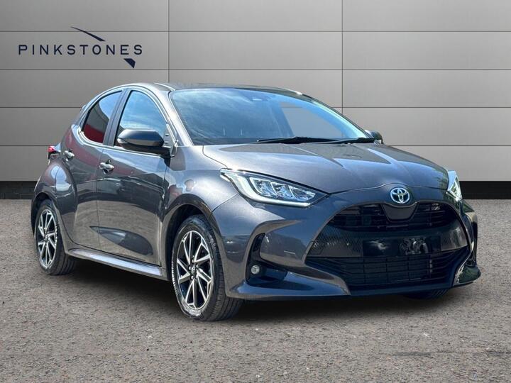 Toyota Yaris 1.5 VVT-h Design E-CVT Euro 6 (s/s) 5dr