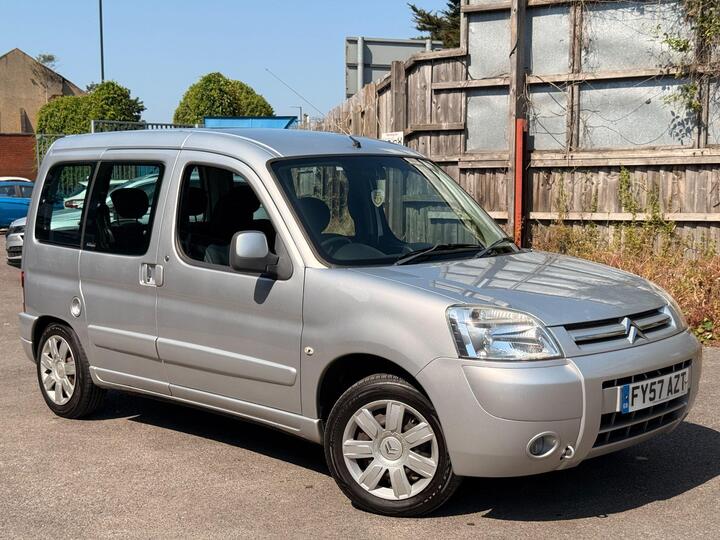 Citroen Berlingo 1.6 Forte Multispace 5dr Citroen Berlingo 1.6 Forte Multispace 5dr