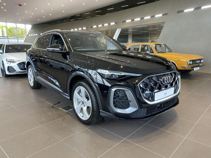 Audi Q5 2.0 E-hybrid 25.9kWh S Line S Tronic Quattro Euro 6 (s/s) 5dr
