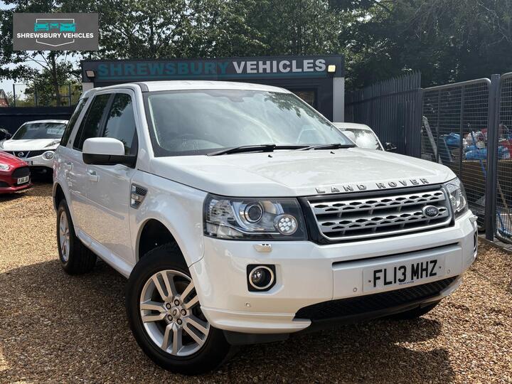 Land Rover Freelander 2 2.2 TD4 XS 4WD Euro 5 (s/s) 5dr Land Rover Freelander 2 2.2 TD4 XS 4WD Euro 5 (s/s) 5dr