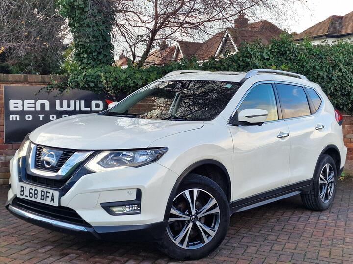 Nissan X-Trail 1.6 DCi N-Connecta 4WD Euro 6 (s/s) 5dr Nissan X-Trail 1.6 DCi N-Connecta 4WD Euro 6 (s/s) 5dr