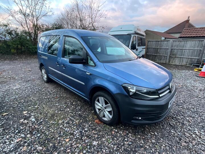 Volkswagen Caddy Maxi 2.0 TDi C20 Maxi DSG FWD 5dr (Window)