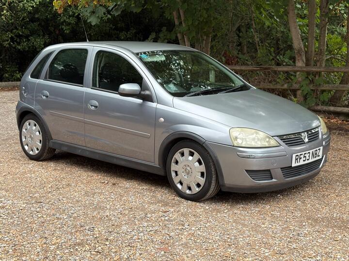 Vauxhall Corsa 1.4i 16v Design 5dr (a/c)