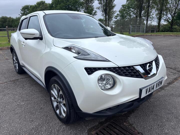 Nissan Juke 1.5 DCi 8v Tekna Euro 5 (s/s) 5dr Nissan Juke 1.5 DCi 8v Tekna Euro 5 (s/s) 5dr
