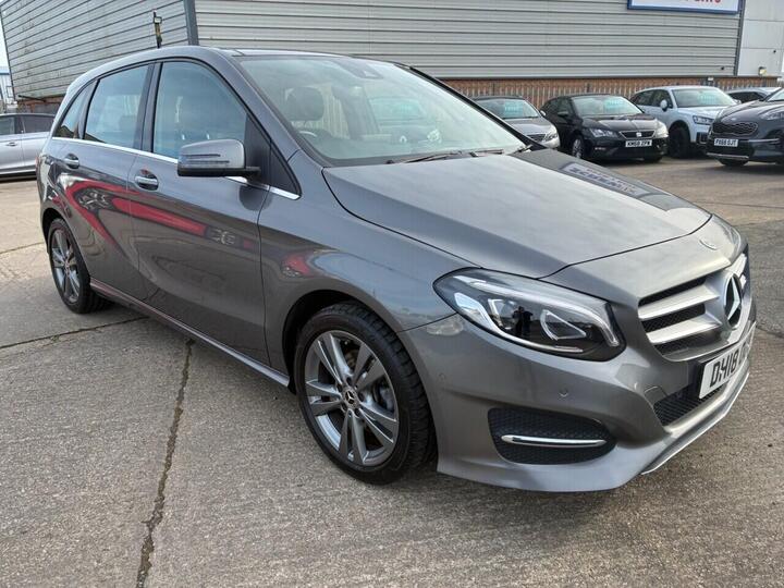 Mercedes-Benz B-CLASS 1.6 B200  PAN SUNROOF* DAB