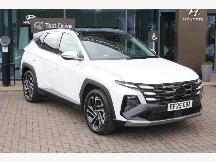 Hyundai Tucson 1.6 T-GDi 13.8kWh Ultimate Auto Euro 6 (s/s) 5dr Hyundai Tucson 1.6 T-GDi 13.8kWh Ultimate Auto Euro 6 (s/s) 5dr