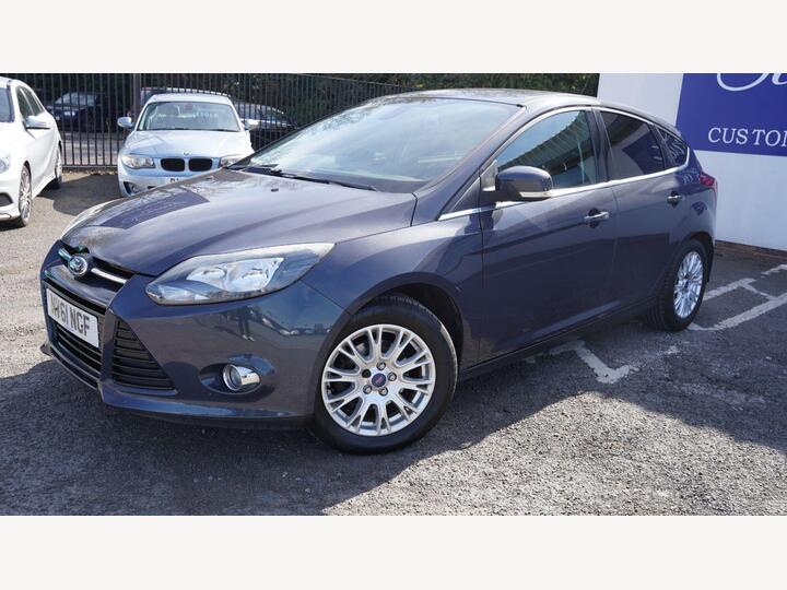 Ford FOCUS 1.6 Titanium Euro 5 5dr