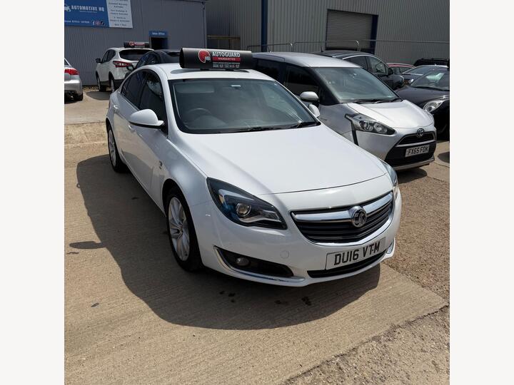 Vauxhall Insignia 1.8i SRi Nav Euro 6 5dr