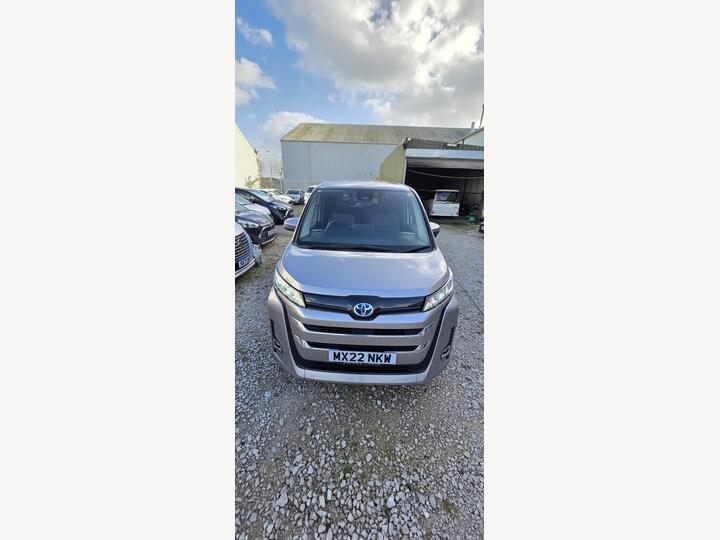 Toyota Voxy 7SEATS UBER ACCEPT XL Finance Available