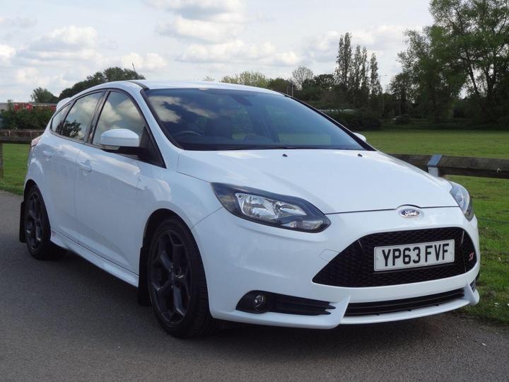 Ford FOCUS 2.0T EcoBoost ST-2 Euro 5 (s/s) 5dr
