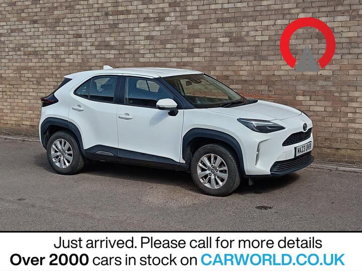 Toyota YARIS CROSS 1.5 VVT-h Icon E-CVT Euro 6 (s/s) 5dr Toyota YARIS CROSS 1.5 VVT-h Icon E-CVT Euro 6 (s/s) 5dr
