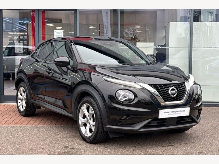 Nissan Juke 1.0 DIG-T N-Connecta Euro 6 (s/s) 5dr