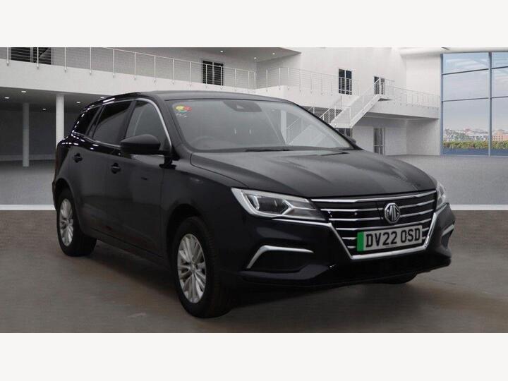MG MG5 61.1kWh Excite Long Range Auto 5dr