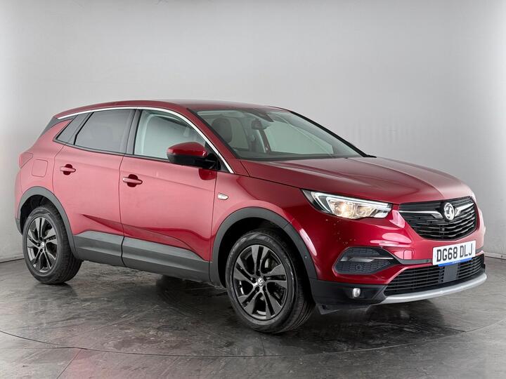 Vauxhall Grandland X 1.2 Turbo Sport Nav Euro 6 (s/s) 5dr Vauxhall Grandland X 1.2 Turbo Sport Nav Euro 6 (s/s) 5dr