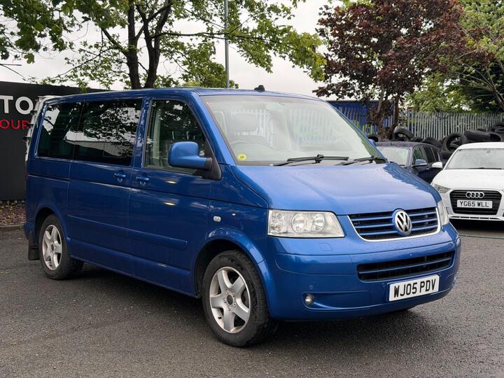 Volkswagen Caravelle 2.5 TDI Executive Euro 3 5dr Volkswagen Caravelle 2.5 TDI Executive Euro 3 5dr