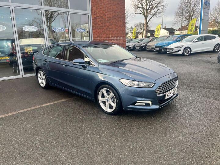 Ford Mondeo 2.0 TDCi Titanium Edition Powershift Euro 6 (s/s) 5dr