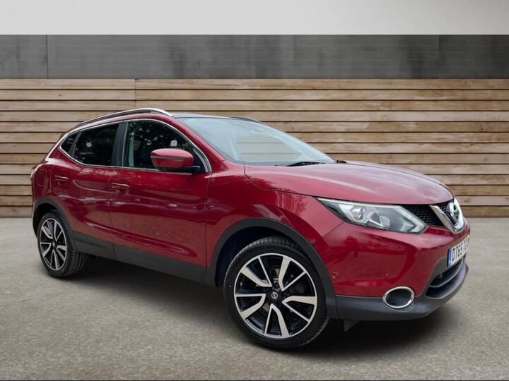 Nissan Qashqai 1.2 DIG-T Tekna 2WD Euro 6 (s/s) 5dr