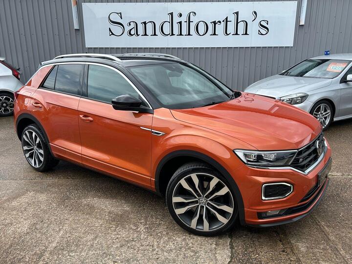 Volkswagen T-Roc 2.0 TDI R-Line DSG Euro 6 (s/s) 5dr Volkswagen T-Roc 2.0 TDI R-Line DSG Euro 6 (s/s) 5dr