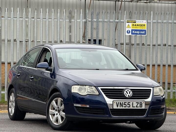 Volkswagen Passat 2.0 FSI SE Euro 4 4dr